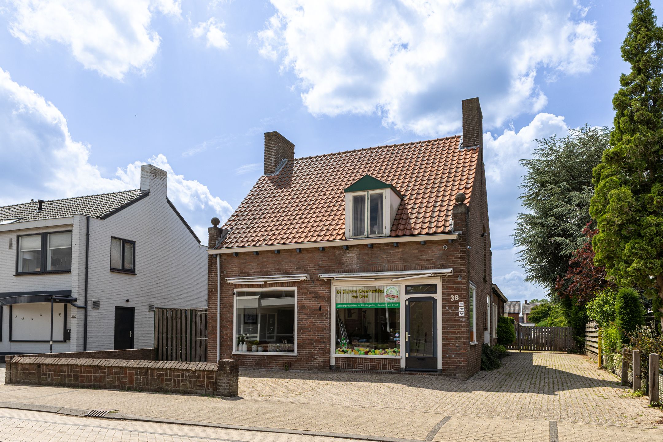 Kerkstraat 38