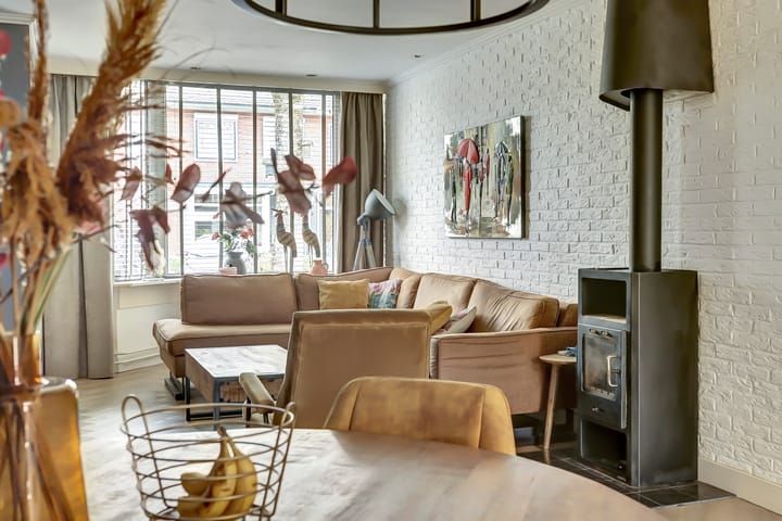 Foto 8 van Van Diemenstraat 92