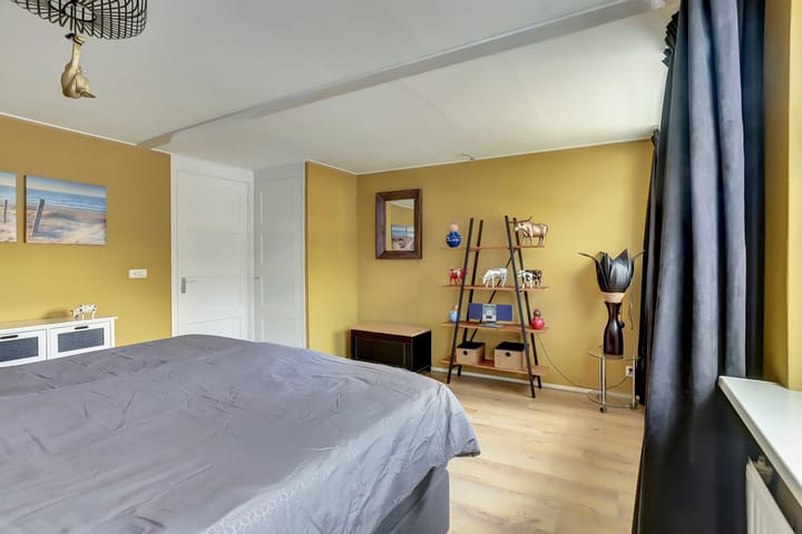 Foto 14 van Van Diemenstraat 92