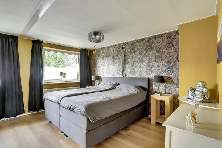 Foto 15 van Van Diemenstraat 92