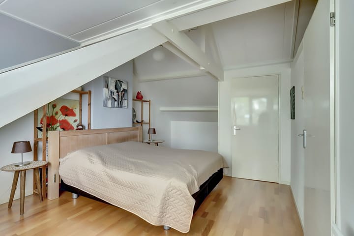 Foto 18 van Van Diemenstraat 92