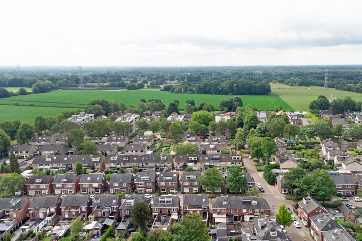 Foto 24 van Van Diemenstraat 92