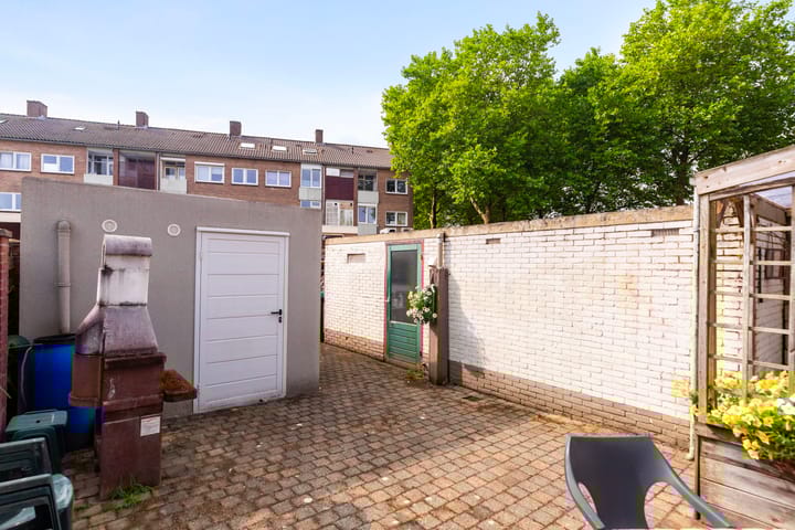 Foto 19 van Mezenlaan 4