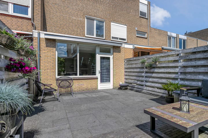 Foto 16 van Gouverneur Houbenstraat 6