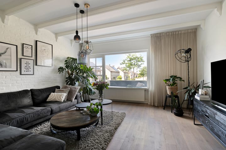 Foto 18 van Gouverneur Houbenstraat 6