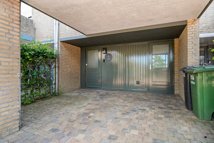 Foto 41 van Gouverneur Houbenstraat 6