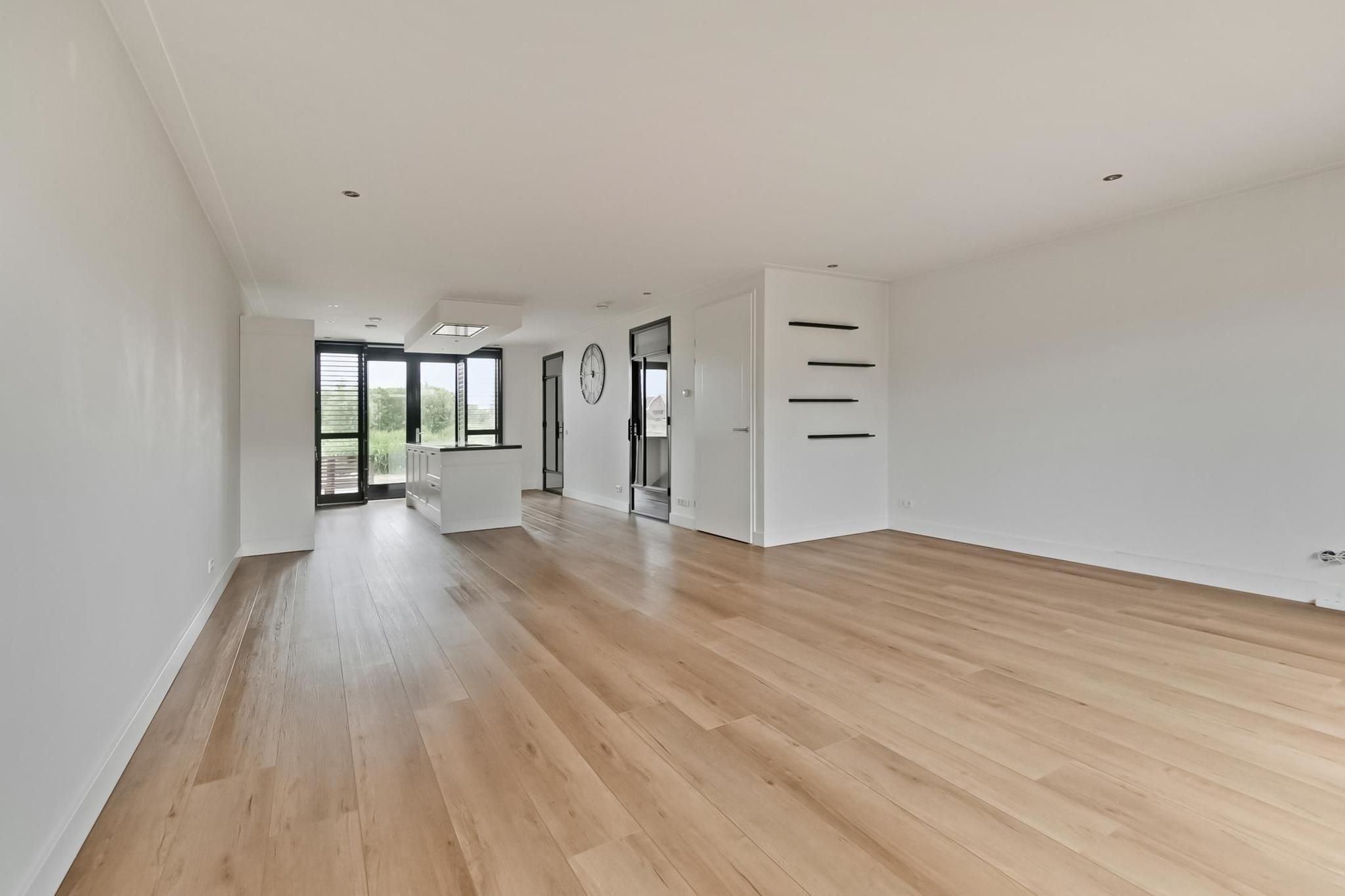 Photo 12 of Singapore 5