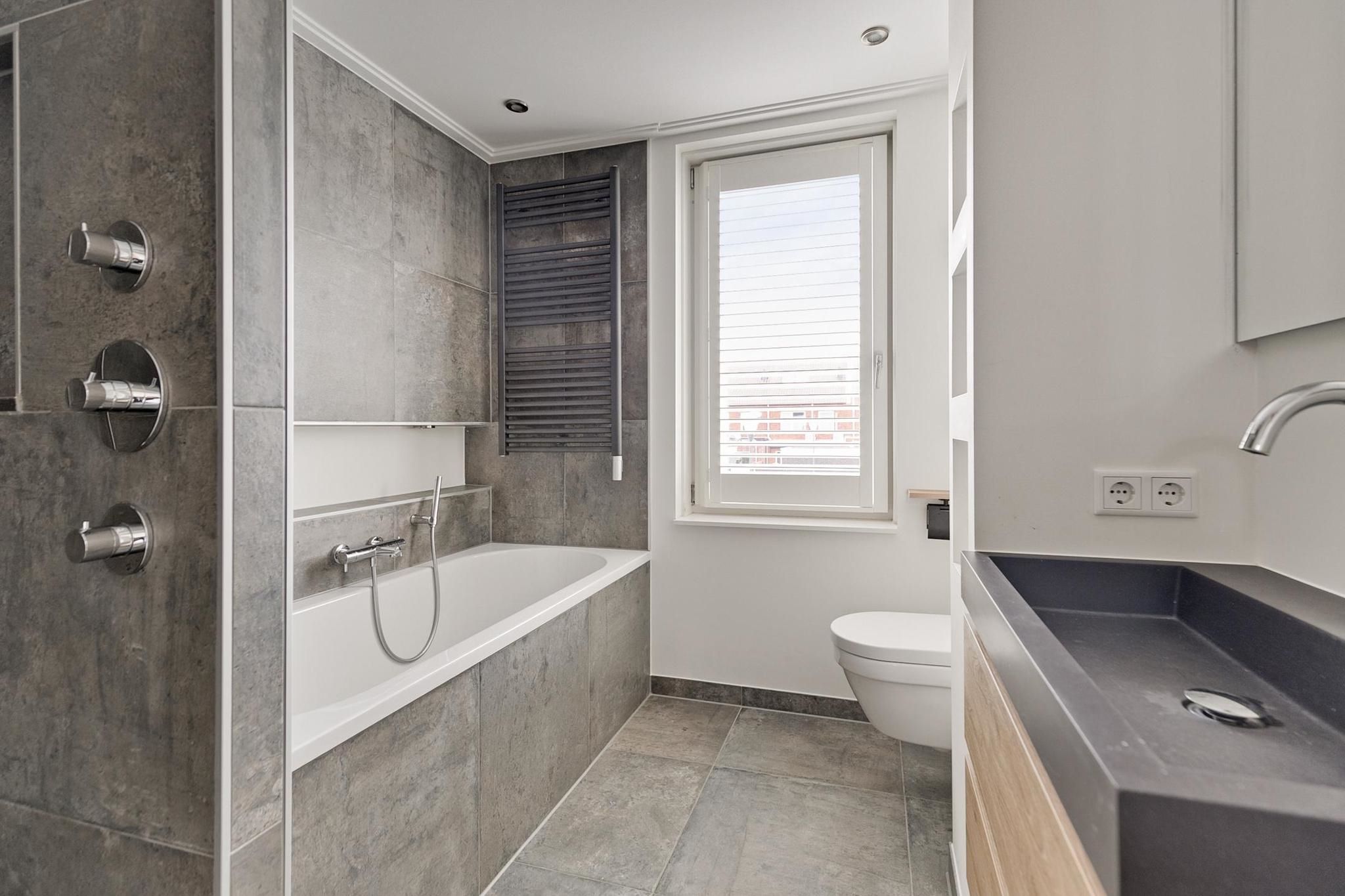 Photo 15 of Singapore 5