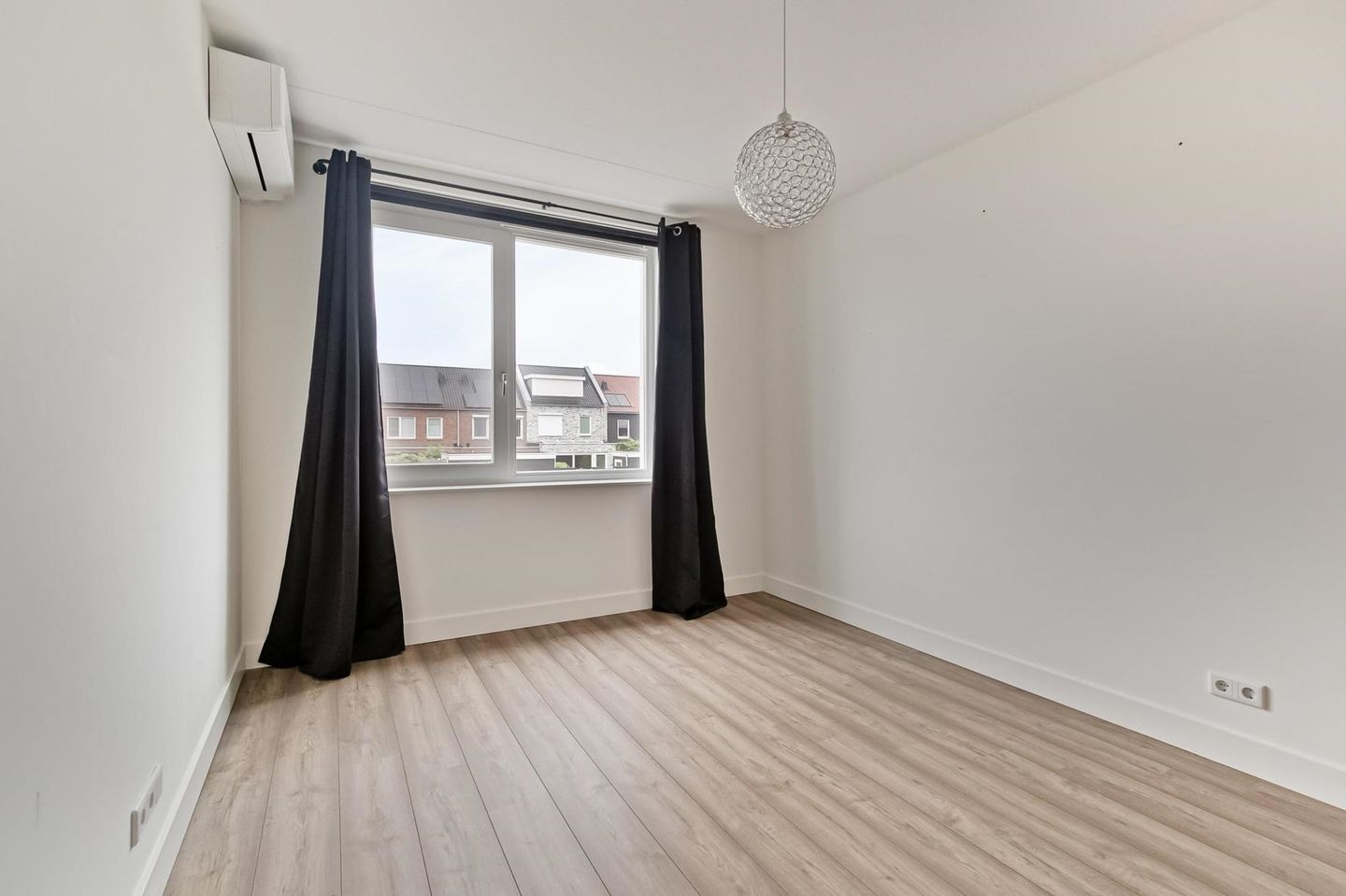 Photo 20 of Singapore 5