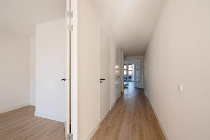 Foto 4 van Bronovolaan 1-C