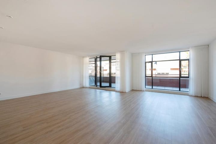 Foto 5 van Bronovolaan 1-C