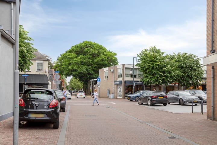 Photo 29 of Schoolstraat 7