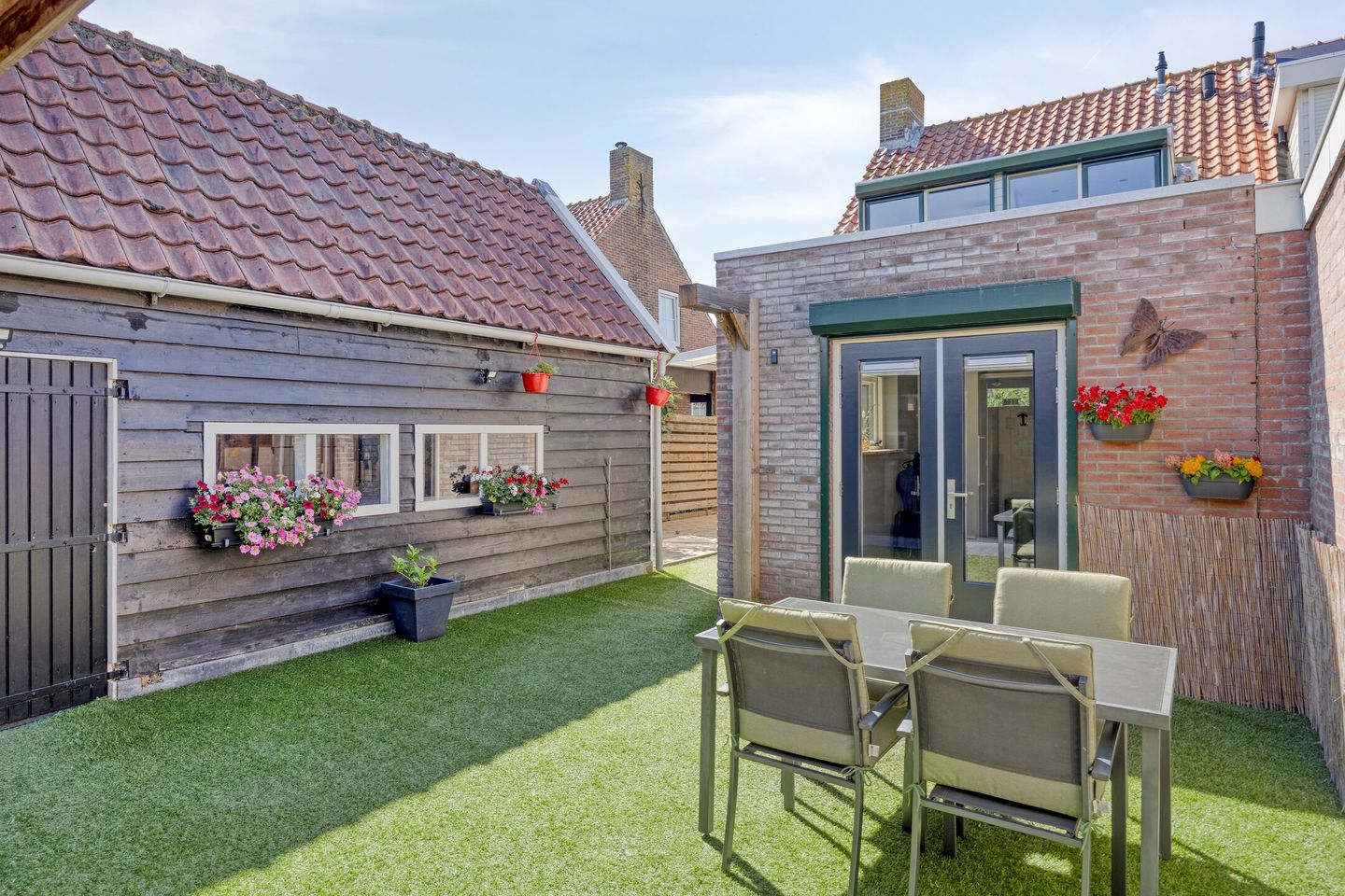 Foto 19 van van der Poest Clementstraat 15