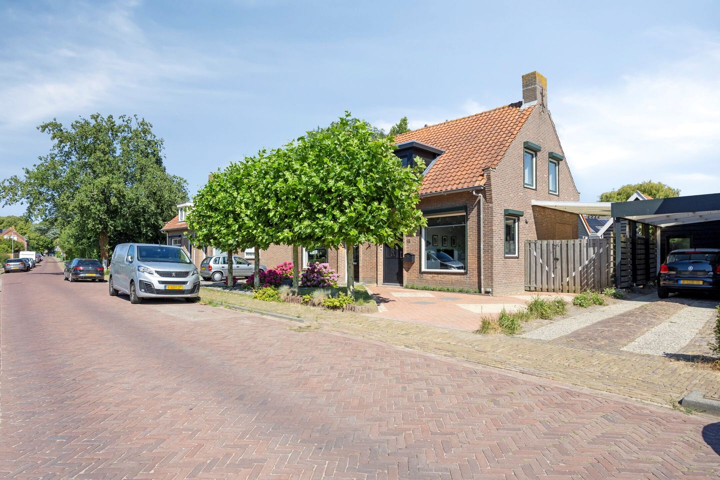 Foto 25 van van der Poest Clementstraat 15