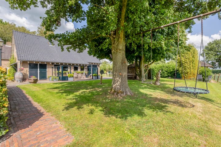 Foto 50 van De Feart 48