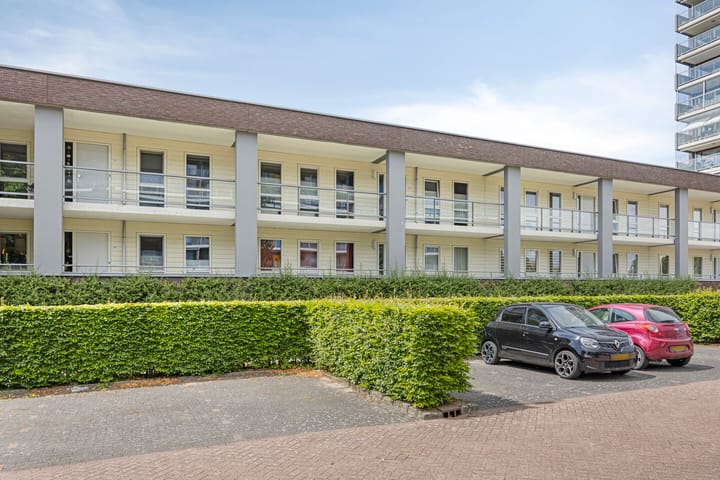 Photo 2 of P C Hooftstraat 29