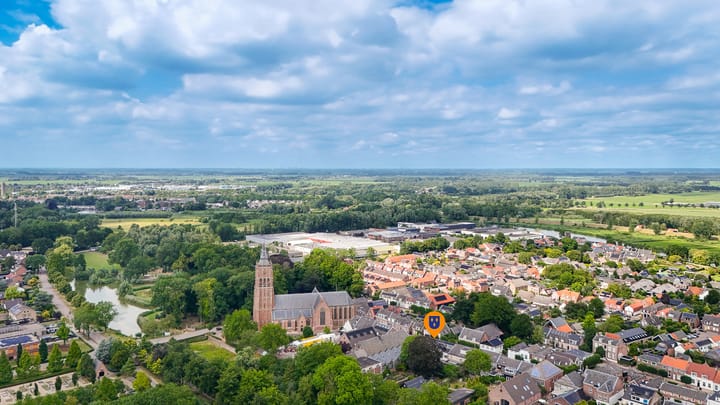 Photo 33 of Voorstraat 14