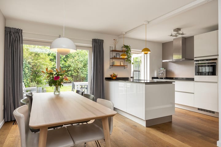 Photo 3 of Zevenblad 14