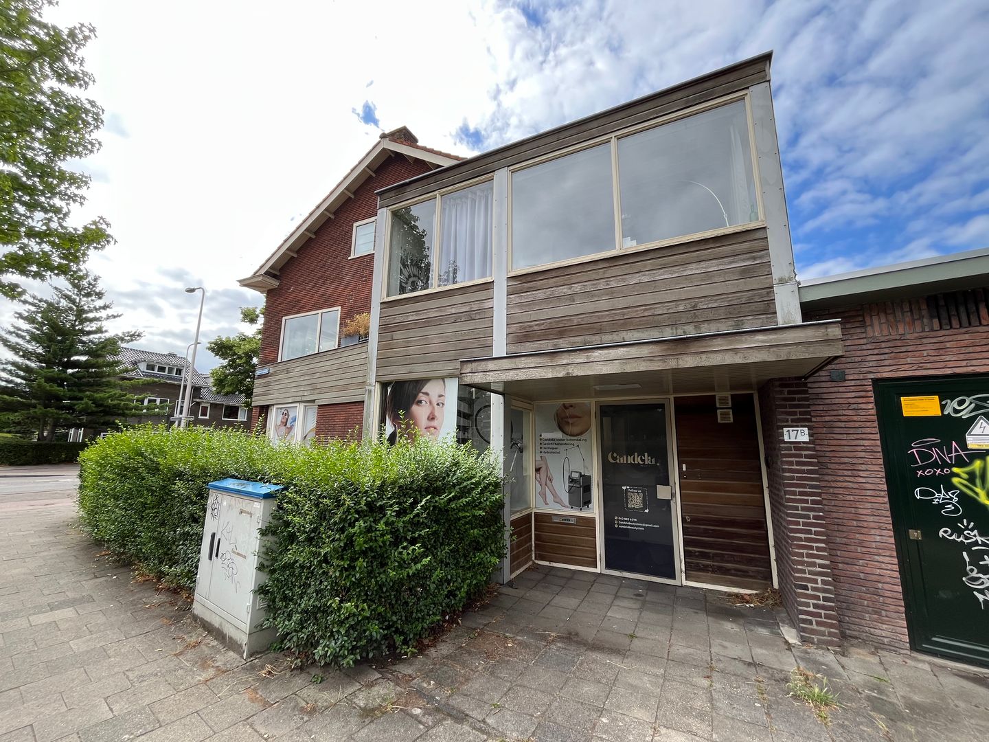 Bekijk foto 2 van Aquamarijnlaan 17-B