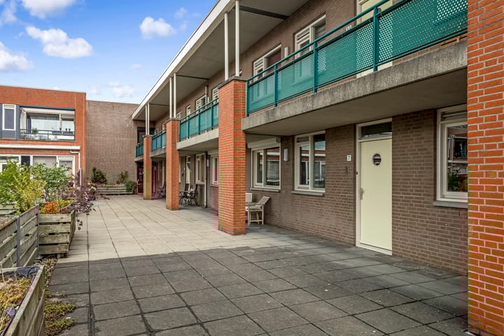 Foto 6 van Clematisstraat 7