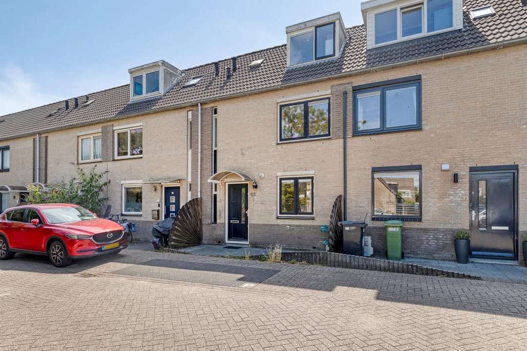 Photo 2 of Monteverdistraat 35