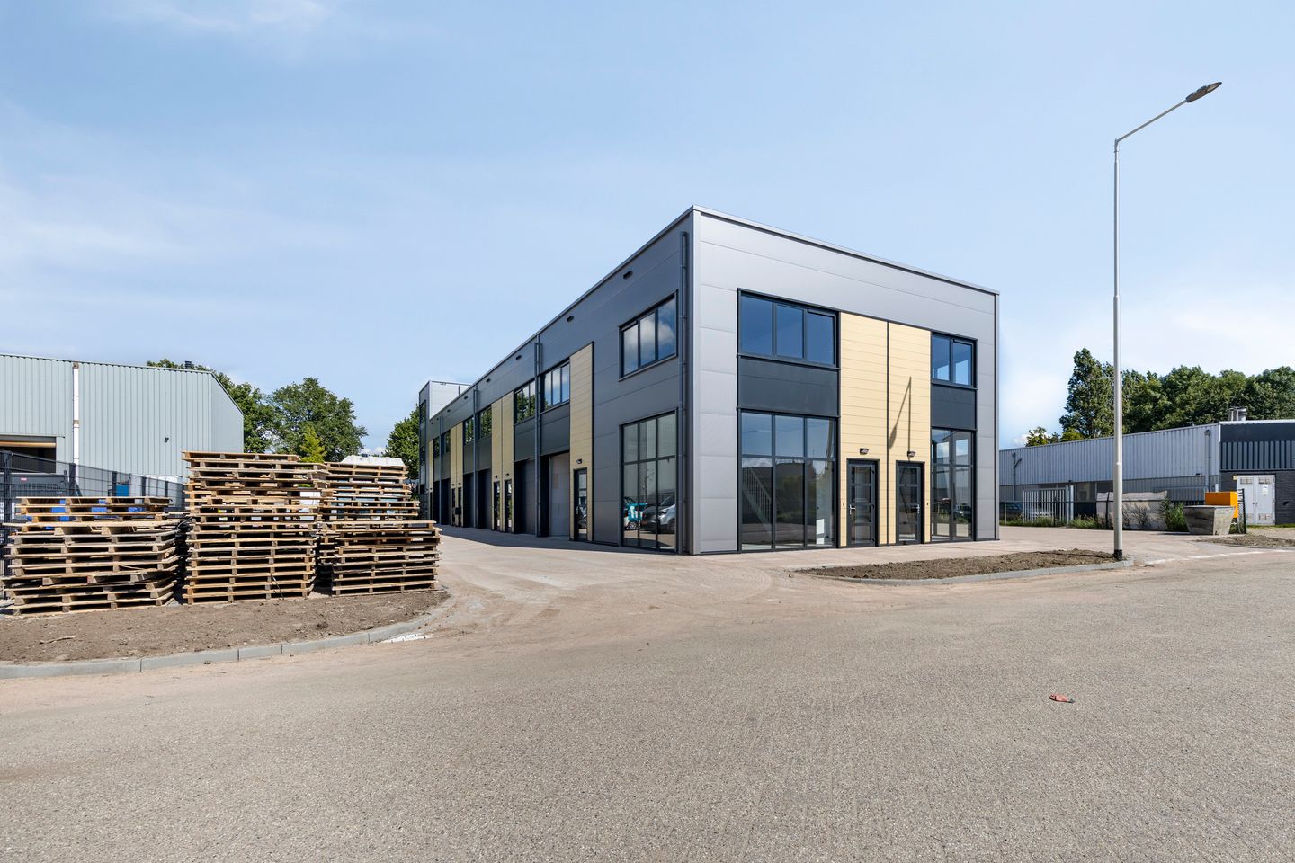 Bekijk foto 3 van Van Wamelweg 6-r