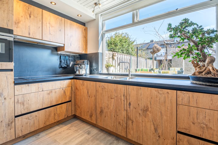 Photo 10 of Schuivenoord 63