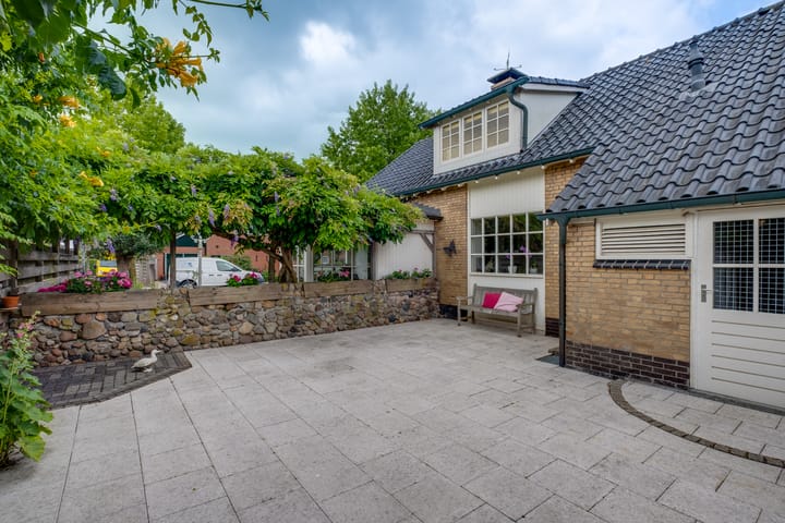 Foto 30 van Bisschop van Munsterstraat 34