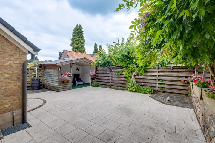 Foto 31 van Bisschop van Munsterstraat 34