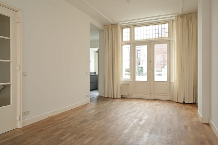 Photo 8 of Cornelis Jolstraat 42