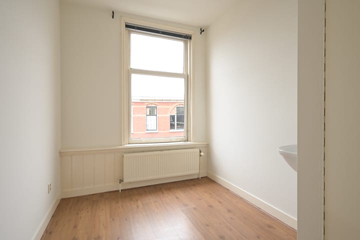 Photo 20 of Cornelis Jolstraat 42