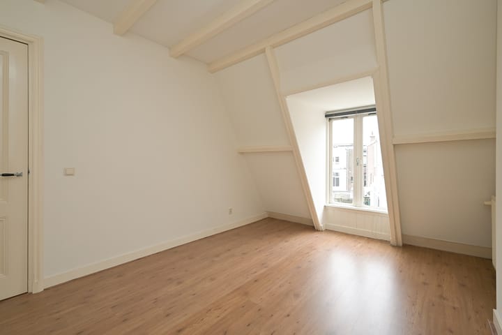 Photo 28 of Cornelis Jolstraat 42