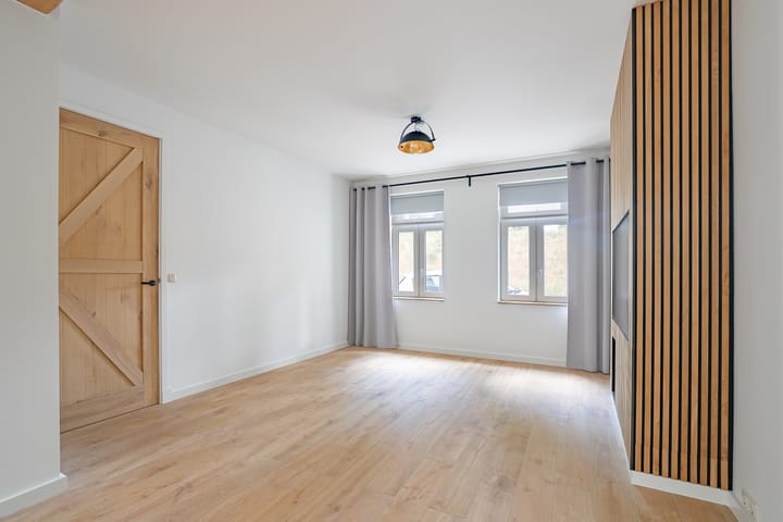 Photo 5 of Spoordijkstraat 32