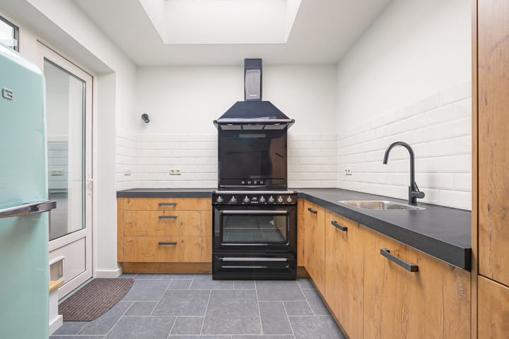 Photo 7 of Spoordijkstraat 32