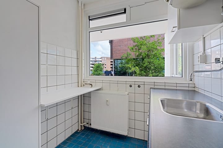 Photo 10 of Boulevard 1945 204