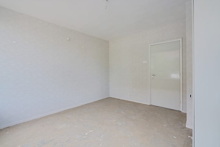 Photo 15 of Boulevard 1945 204