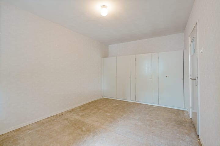 Photo 17 of Boulevard 1945 204