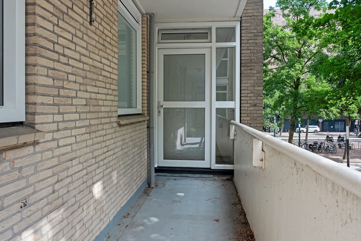 Photo 24 of Boulevard 1945 204