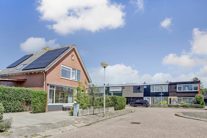 Foto 3 van H v Andelstraat 1