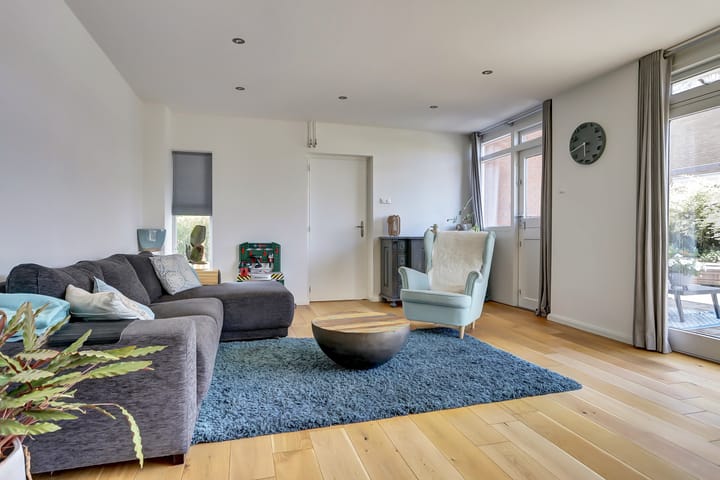 Foto 8 van H v Andelstraat 1