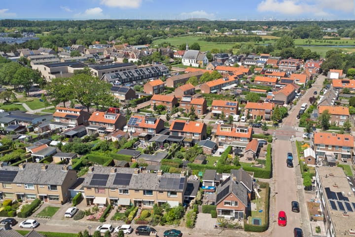 Foto 42 van H v Andelstraat 1