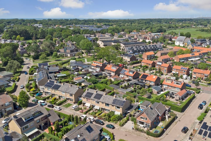 Foto 43 van H v Andelstraat 1