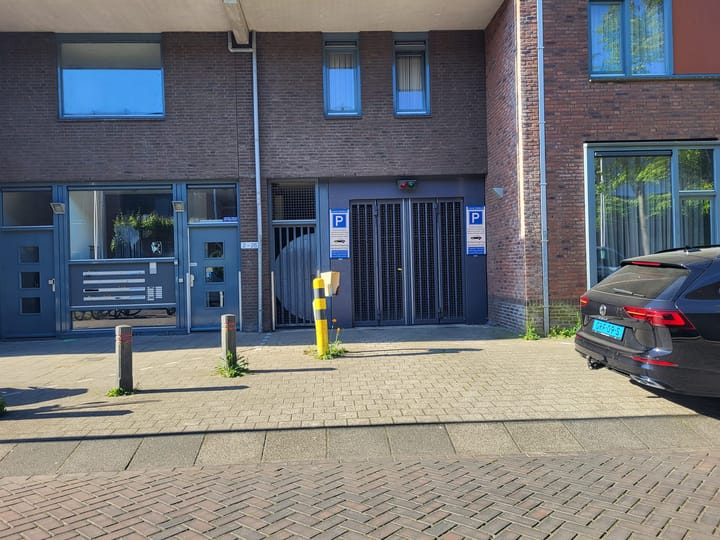 Foto 2 van Alberdingk Thijmstraat 28