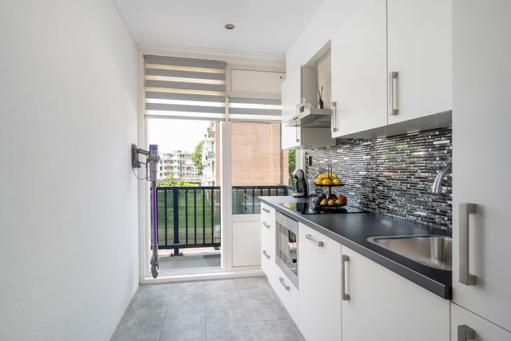 Photo 10 of Thorbeckeweg 199