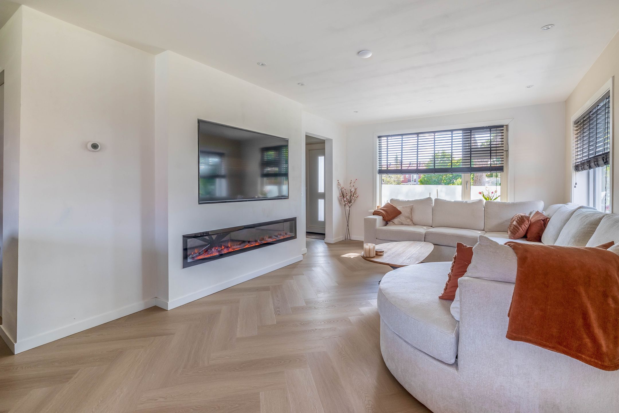 Foto 9 van Witte de Withstraat 92