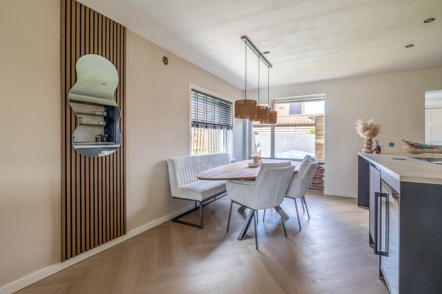 Foto 10 van Witte de Withstraat 92