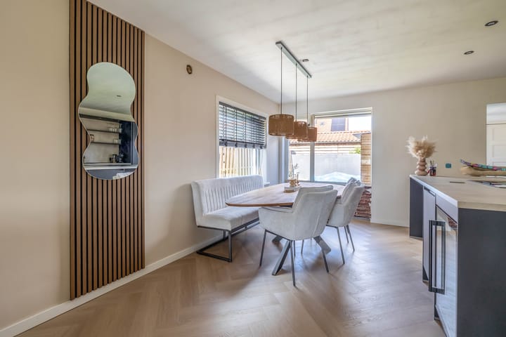 Foto 10 van Witte de Withstraat 92