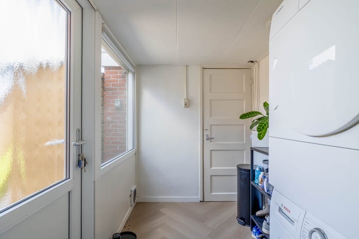 Foto 14 van Witte de Withstraat 92