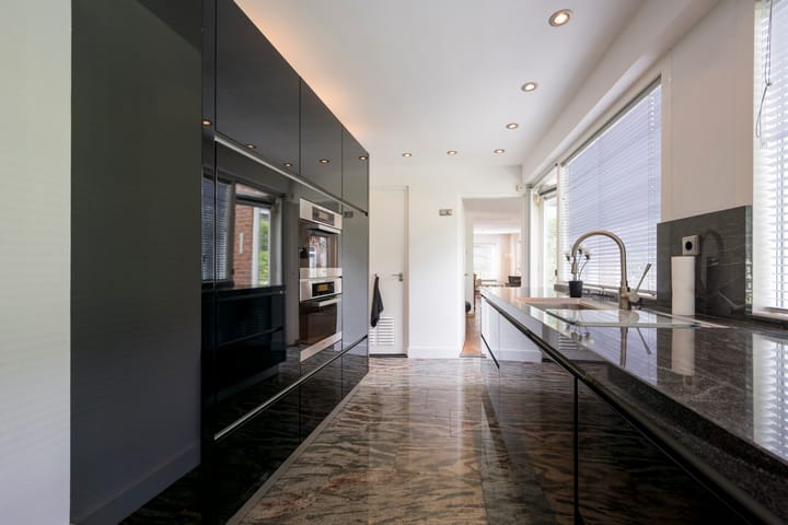 Photo 11 of Nieuwstraat 15