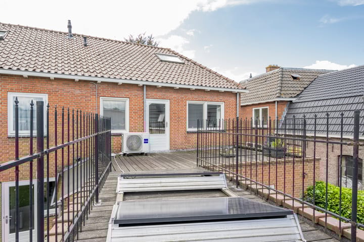 Photo 24 of Nieuwstraat 15